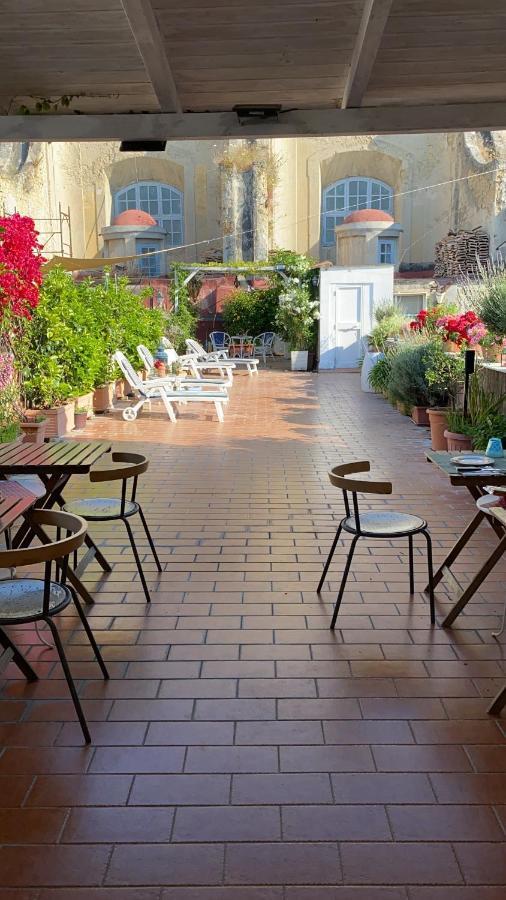 B&B La Terrazza Napoli Exterior photo
